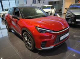 LBX 1.5 Hybrid Emotion Tech e-CVT