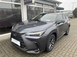 NX 450h+ Executive AWD CVT