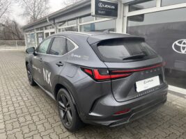 NX 450h+ Prestige Plus AWD CVT
