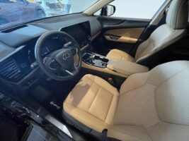 NX 350h Luxury AWD CVT