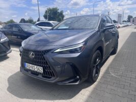 NX 450h+ Prestige Plus AWD CVT