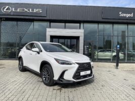 NX 350h Prestige AWD CVT
