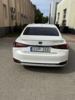 ES 300h Business CVT