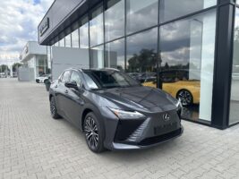 RZ 500e Prestige Akár 3.9% THM lízing