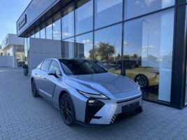 ES 300h Prestiege e-CVT Készletről azonnal eléhető