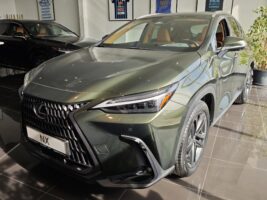 NX 450h+ Prestige Plus AWD CVT